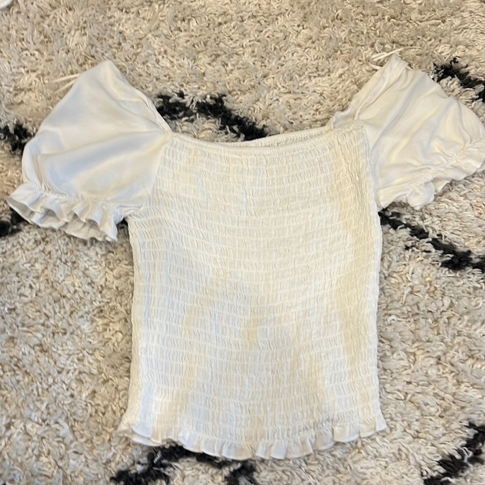 White crop shirt